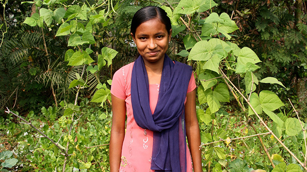 Swanirvar girl_photo by Rucha Chitnis